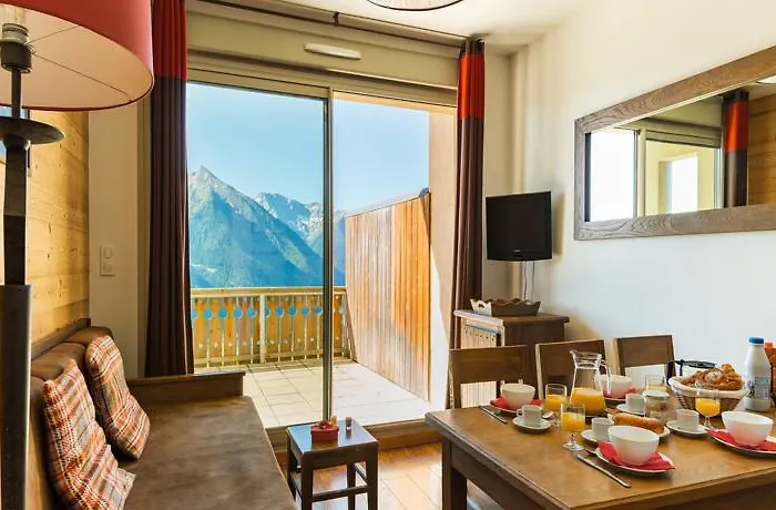 Ξενοδοχείο με διαμερίσματα Lagrange Les De L'adet 3*